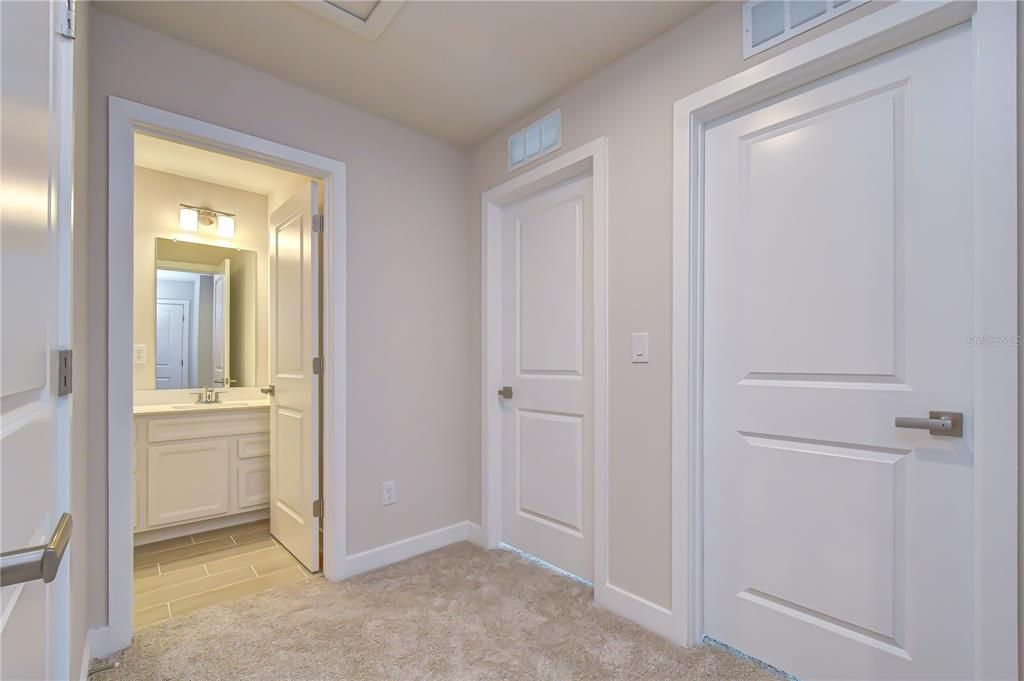 For Rent: $2,300 (3 beds, 2 baths, 1674 Square Feet)