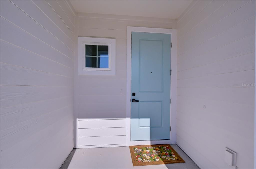 For Rent: $2,300 (3 beds, 2 baths, 1674 Square Feet)