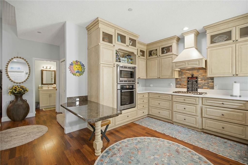 En Venta: $450,000 (2 camas, 2 baños, 1820 Pies cuadrados)