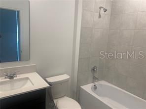 : $2,000 (3 beds, 2 baths, 1444 Square Feet)