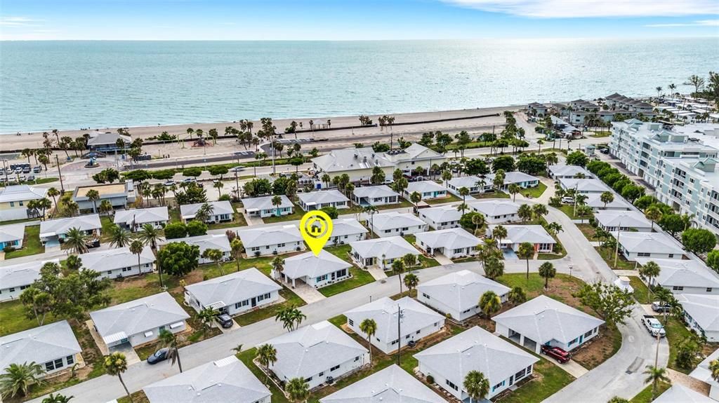 En Venta: $354,900 (2 camas, 2 baños, 939 Pies cuadrados)