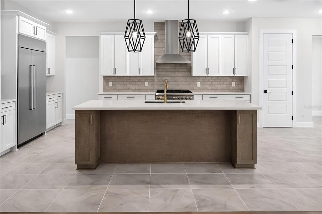 For Sale: $684,070 (4 beds, 2 baths, 2528 Square Feet)