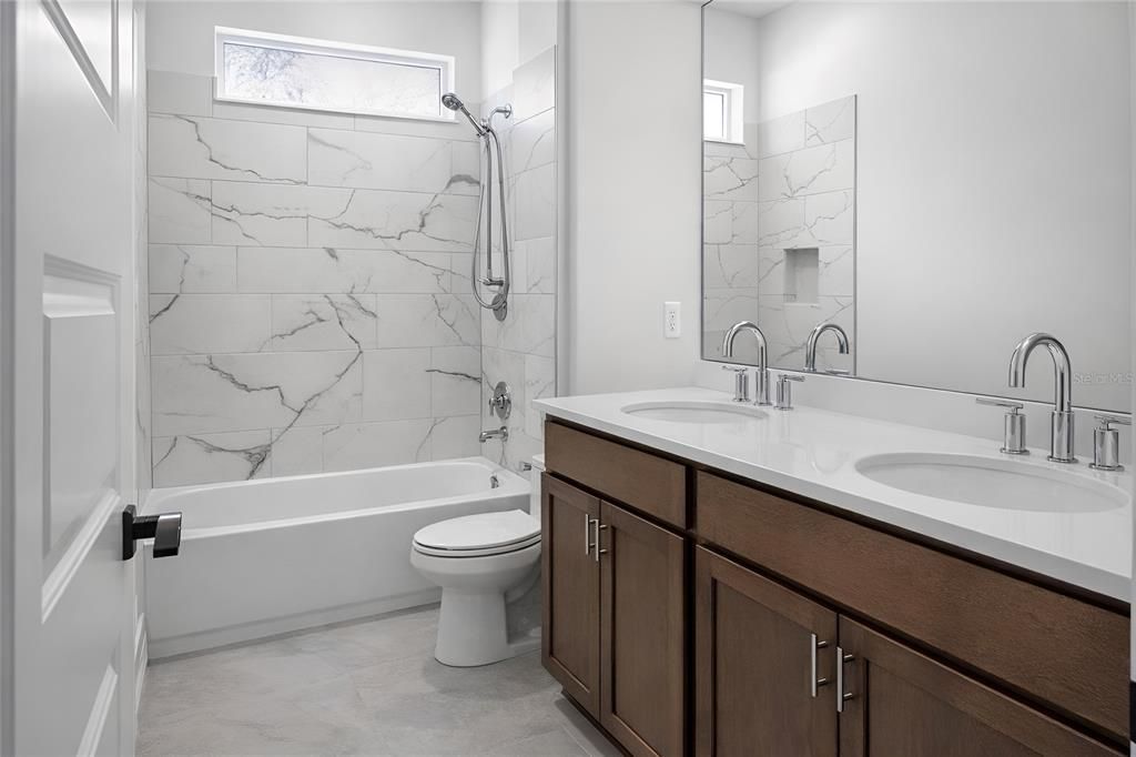 For Sale: $684,070 (4 beds, 2 baths, 2528 Square Feet)
