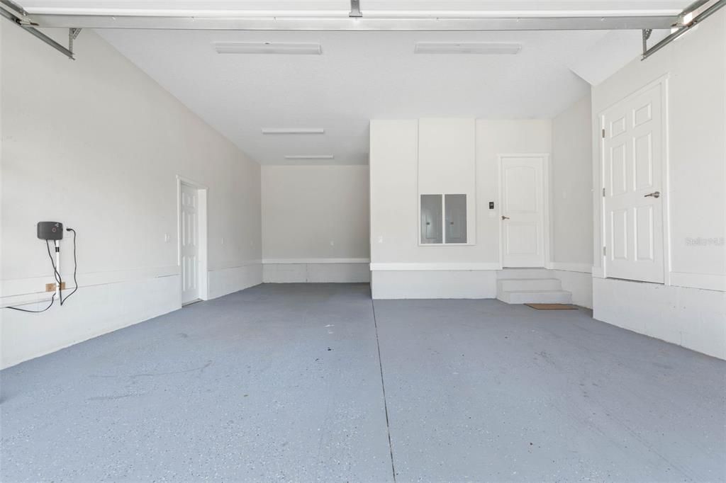 En Venta: $999,900 (4 camas, 3 baños, 2356 Pies cuadrados)