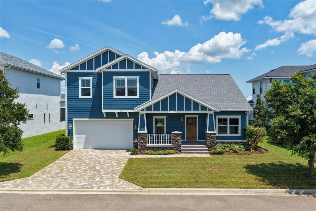 En Venta: $999,900 (4 camas, 3 baños, 2356 Pies cuadrados)