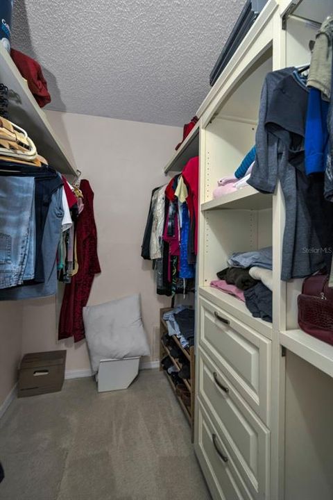 For Sale: $262,500 (2 beds, 2 baths, 1226 Square Feet)