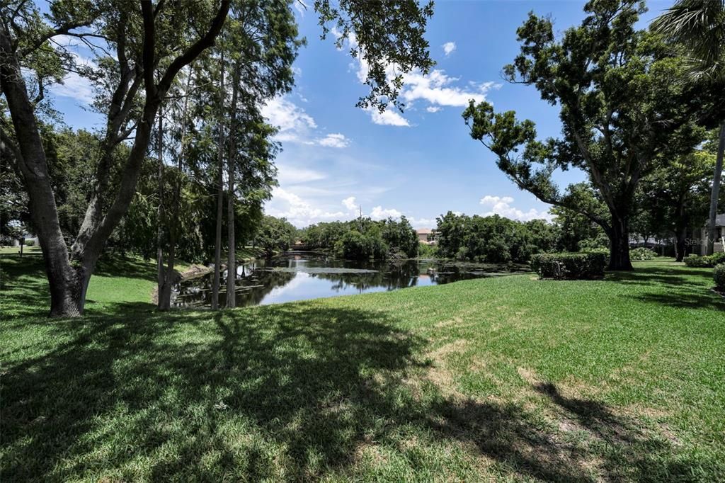 For Sale: $262,500 (2 beds, 2 baths, 1226 Square Feet)