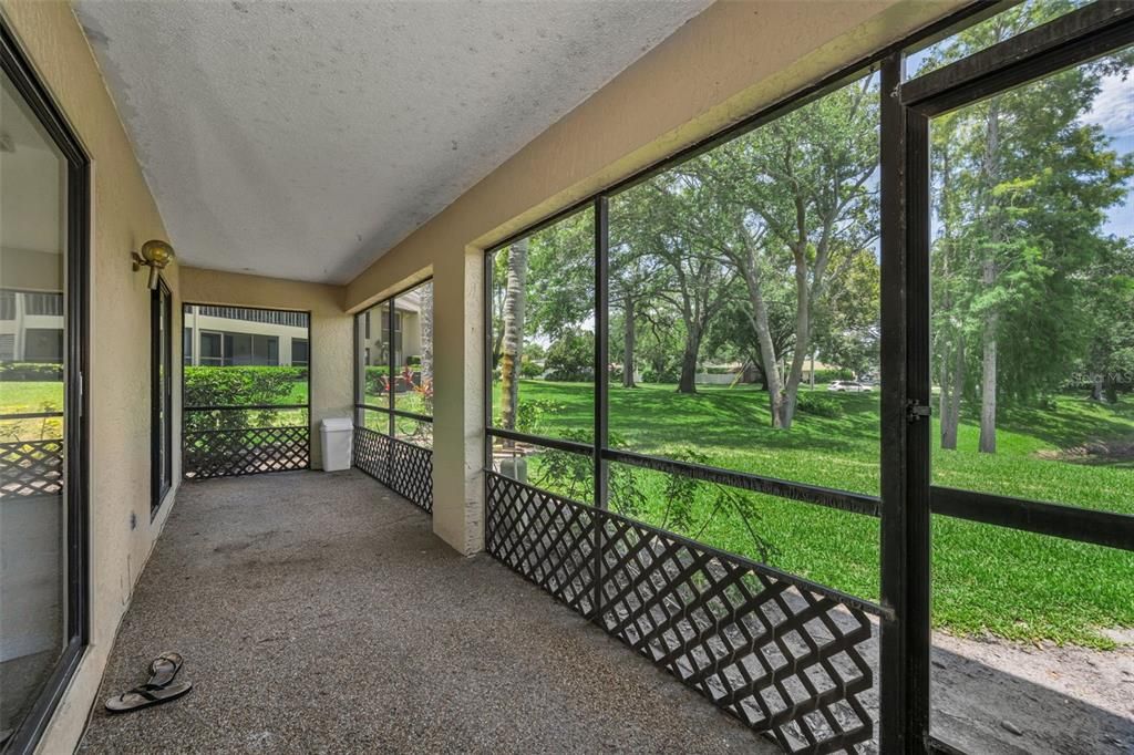 For Sale: $262,500 (2 beds, 2 baths, 1226 Square Feet)