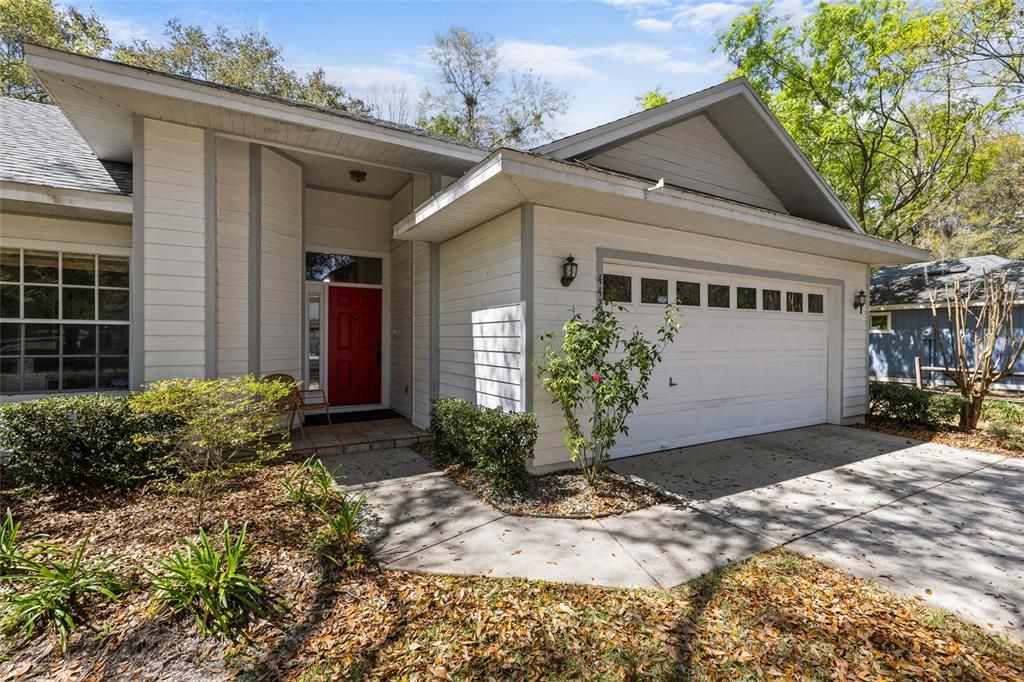 Active With Contract: $345,900 (3 beds, 2 baths, 1535 Square Feet)