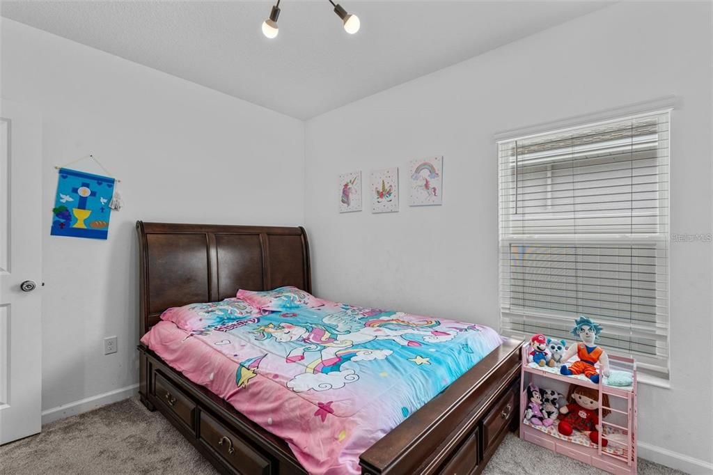 В аренду: $2,500 (3 спален, 2 ванн, 1330 Квадратных фут)
