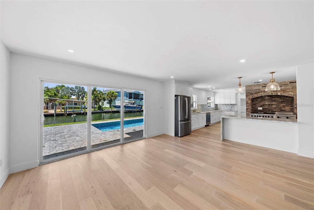 En Venta: $1,499,900 (3 camas, 2 baños, 2488 Pies cuadrados)