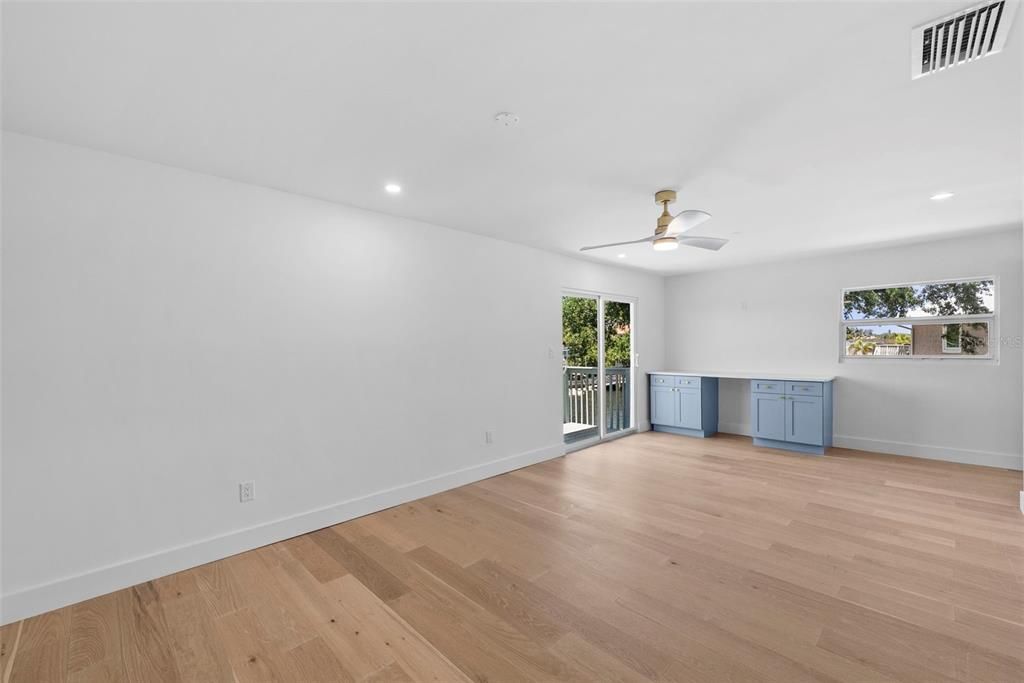 En Venta: $1,499,900 (3 camas, 2 baños, 2488 Pies cuadrados)
