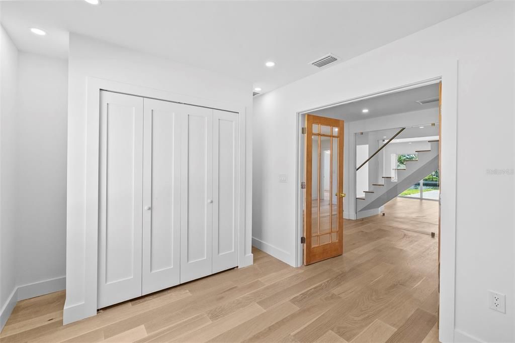 En Venta: $1,499,900 (3 camas, 2 baños, 2488 Pies cuadrados)