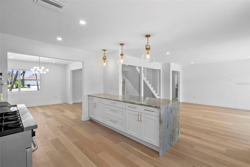 En Venta: $1,499,900 (3 camas, 2 baños, 2488 Pies cuadrados)