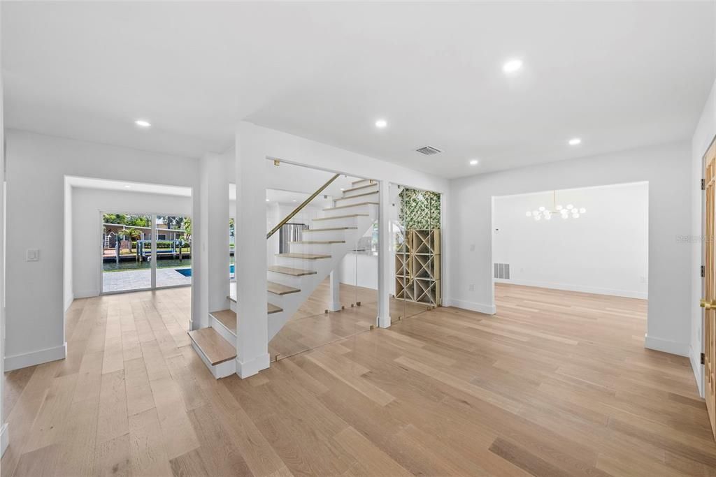 En Venta: $1,499,900 (3 camas, 2 baños, 2488 Pies cuadrados)