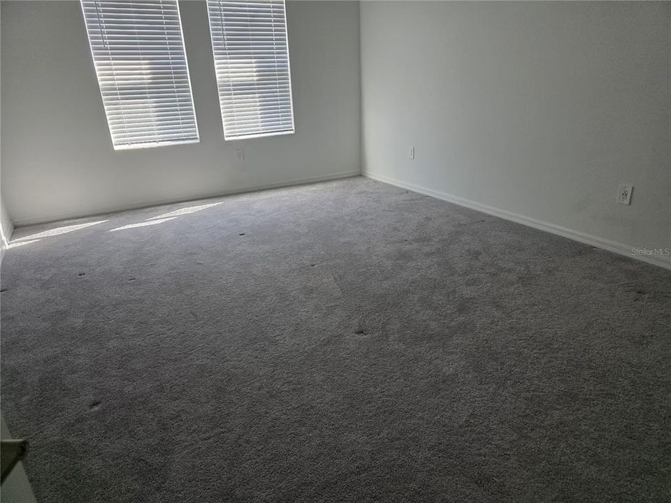 For Rent: $3,100 (6 beds, 3 baths, 3362 Square Feet)