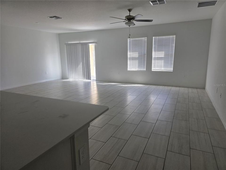 For Rent: $3,100 (6 beds, 3 baths, 3362 Square Feet)
