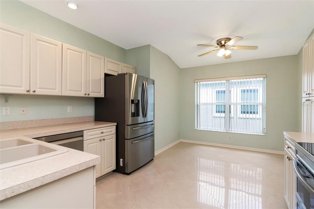 For Sale: $349,900 (3 beds, 2 baths, 1538 Square Feet)