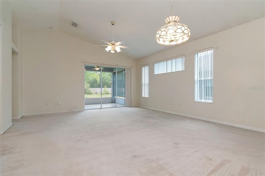 For Sale: $349,900 (3 beds, 2 baths, 1538 Square Feet)