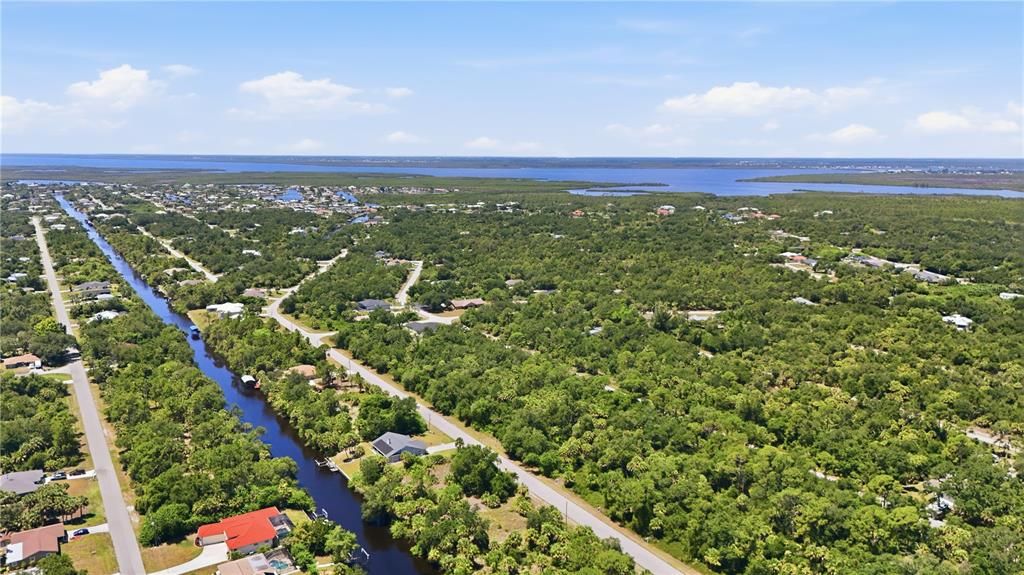 На продажу: $70,000 (1.15 acres)