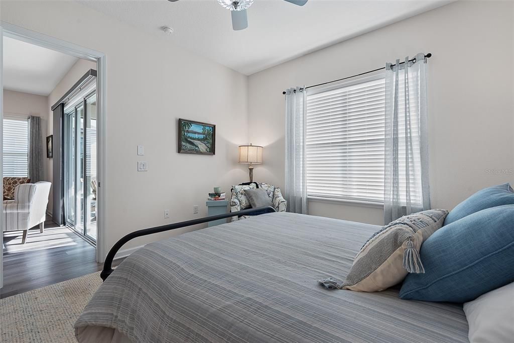 En Venta: $345,000 (2 camas, 2 baños, 1687 Pies cuadrados)