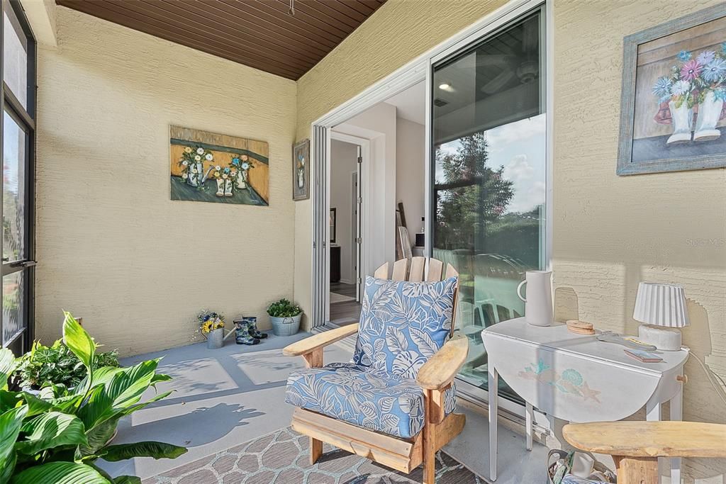 En Venta: $345,000 (2 camas, 2 baños, 1687 Pies cuadrados)