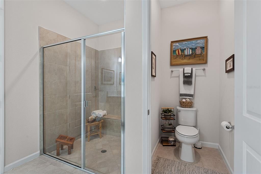 En Venta: $345,000 (2 camas, 2 baños, 1687 Pies cuadrados)