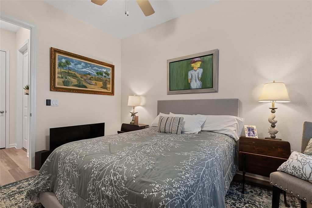 En Venta: $345,000 (2 camas, 2 baños, 1687 Pies cuadrados)