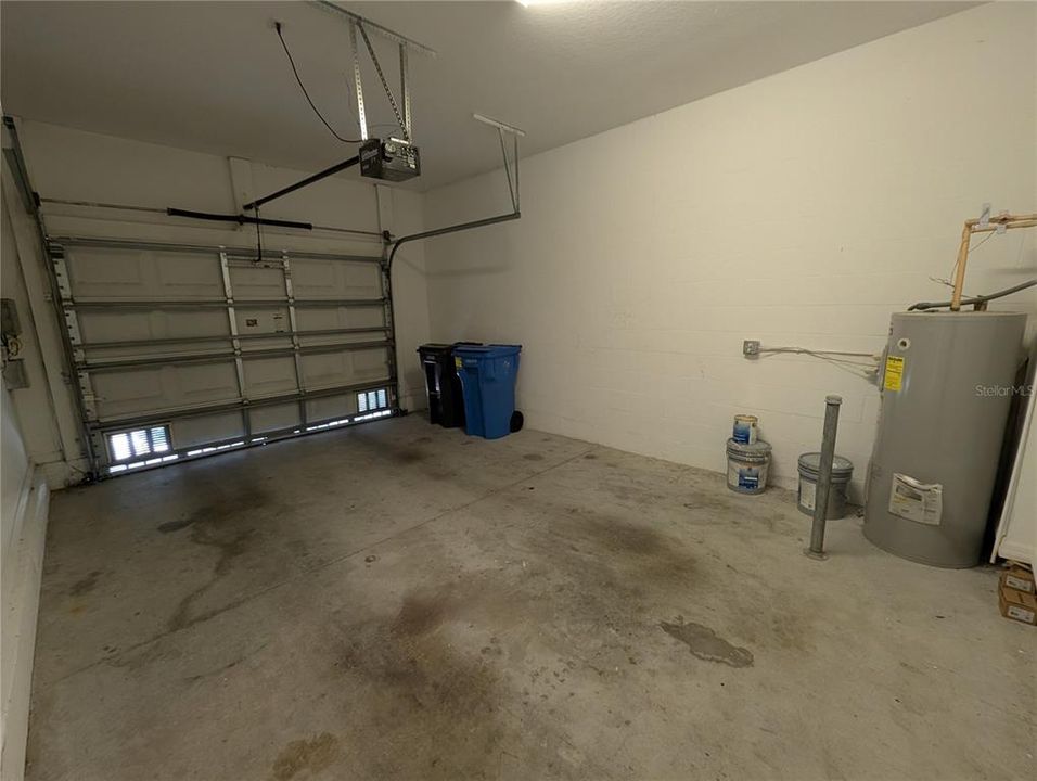 На продажу: $279,900 (2 спален, 2 ванн, 1485 Квадратных фут)