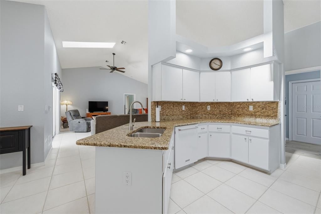 For Sale: $439,000 (3 beds, 2 baths, 1763 Square Feet)