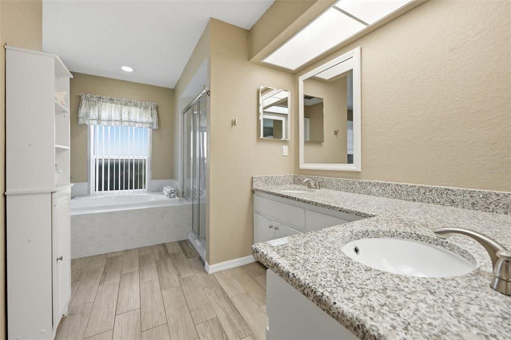 For Sale: $439,000 (3 beds, 2 baths, 1763 Square Feet)