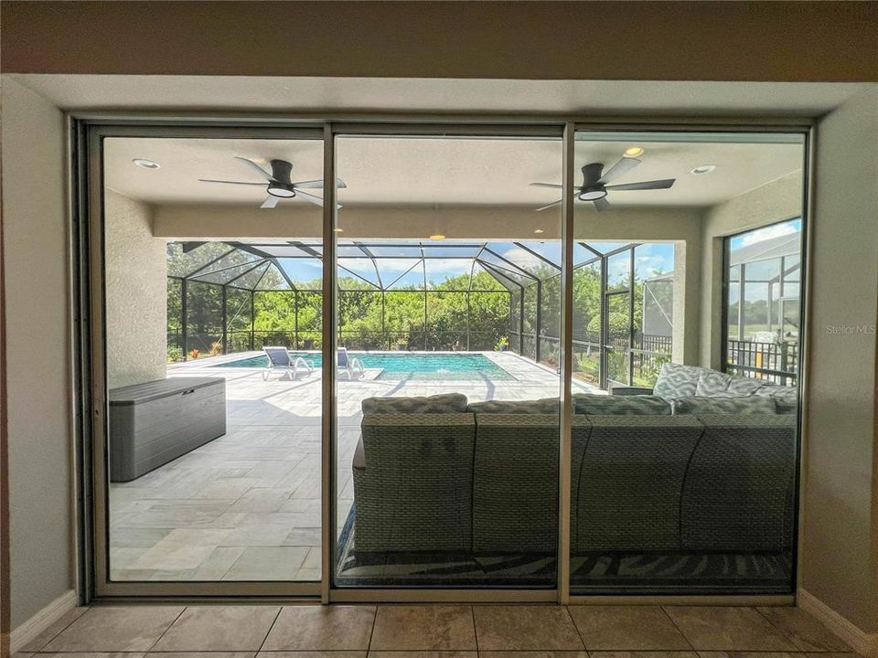 For Sale: $825,000 (4 beds, 3 baths, 2953 Square Feet)