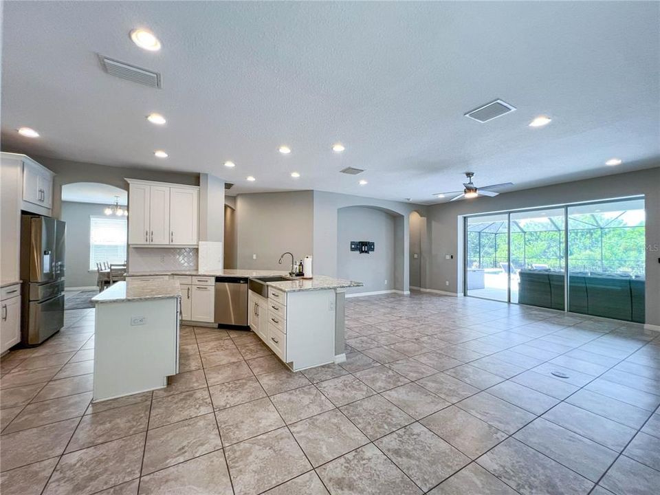 For Sale: $825,000 (4 beds, 3 baths, 2953 Square Feet)