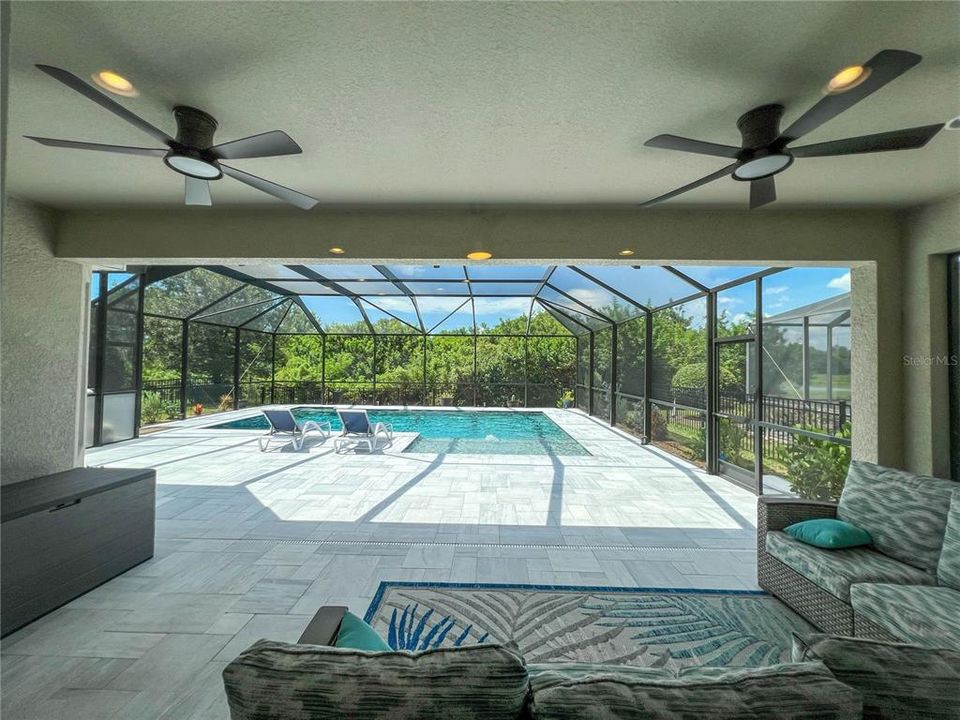 For Sale: $825,000 (4 beds, 3 baths, 2953 Square Feet)
