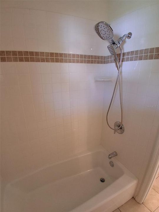 В аренду: $1,675 (3 спален, 2 ванн, 1264 Квадратных фут)