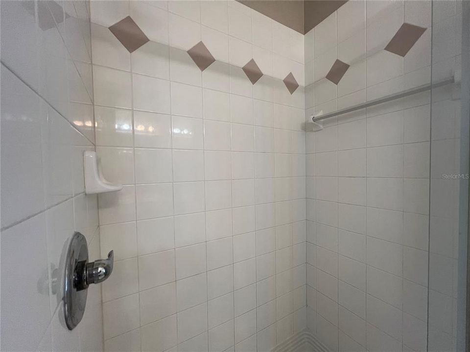 В аренду: $4,500 (4 спален, 3 ванн, 2534 Квадратных фут)