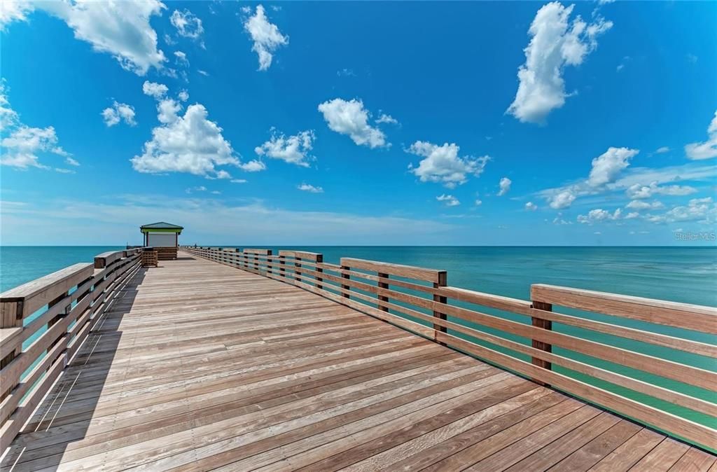 For Sale: $425,000 (2 beds, 2 baths, 1008 Square Feet)