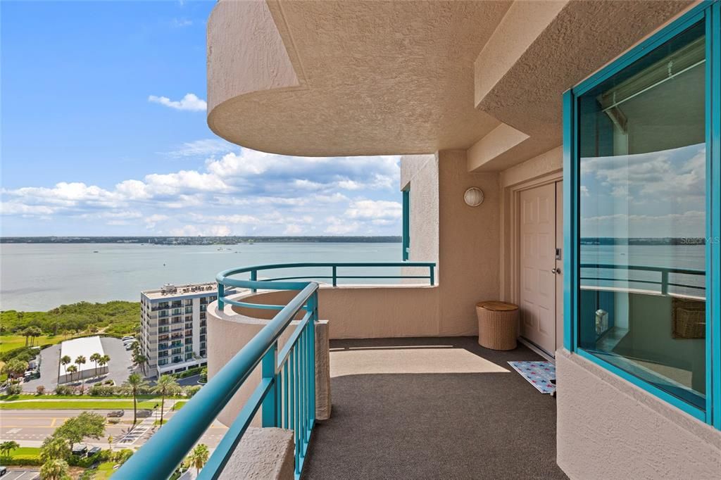 En Venta: $1,199,000 (2 camas, 2 baños, 1579 Pies cuadrados)