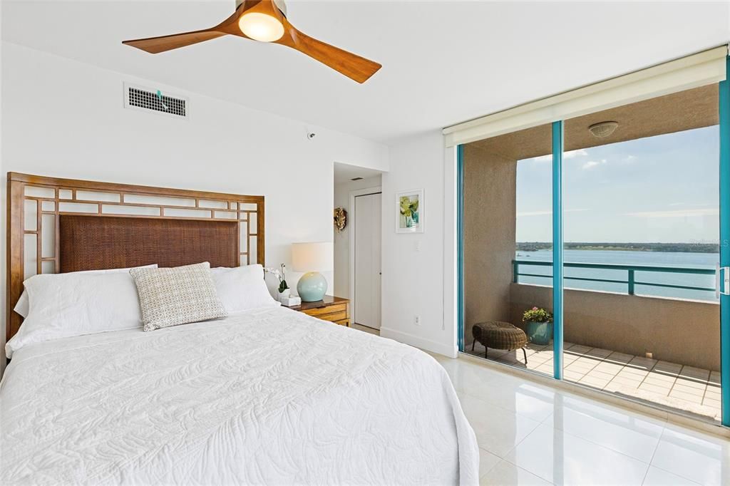 En Venta: $1,199,000 (2 camas, 2 baños, 1579 Pies cuadrados)