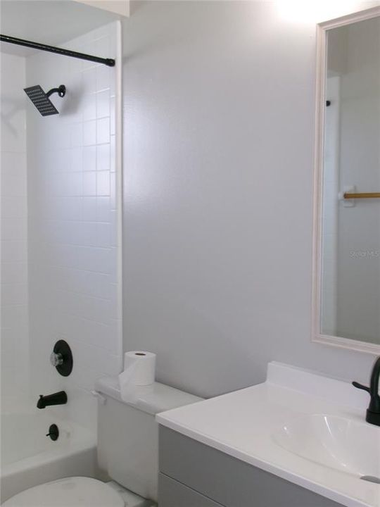 En Venta: $325,000 (2 camas, 2 baños, 1082 Pies cuadrados)