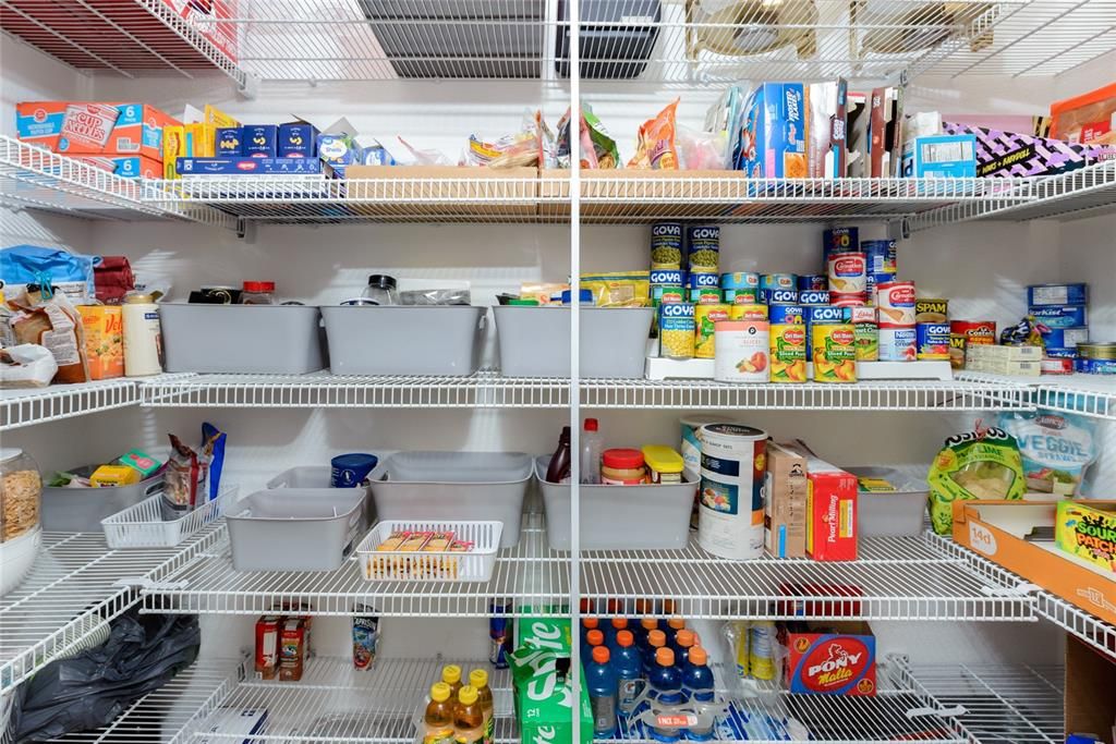 На продажу: $685,000 (4 спален, 3 ванн, 3305 Квадратных фут)