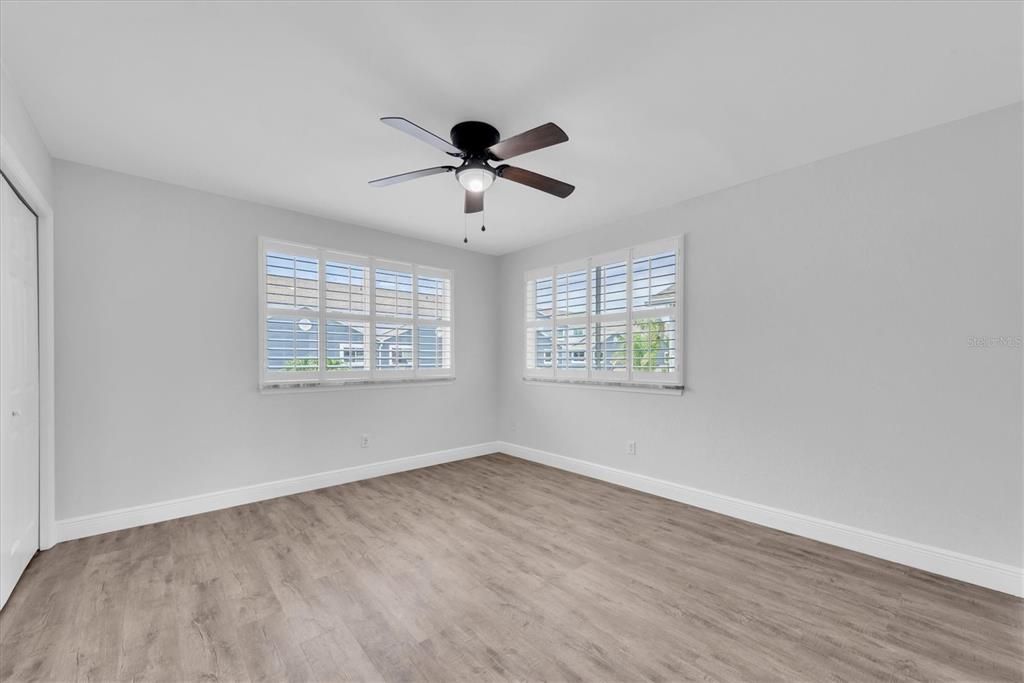 В аренду: $3,500 (3 спален, 3 ванн, 1462 Квадратных фут)