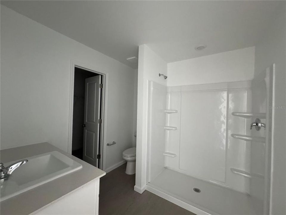 В аренду: $2,100 (3 спален, 2 ванн, 1424 Квадратных фут)