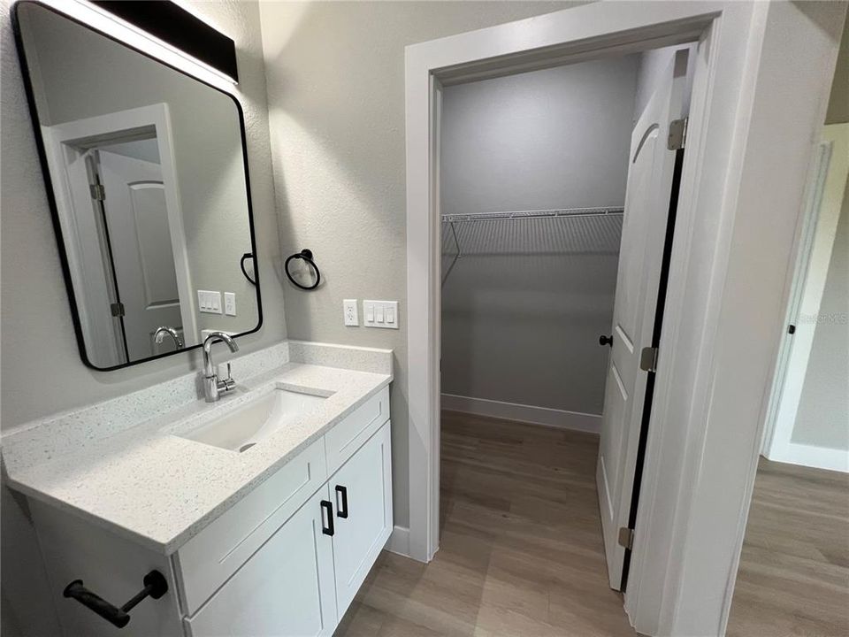 В аренду: $1,650 (3 спален, 2 ванн, 1200 Квадратных фут)