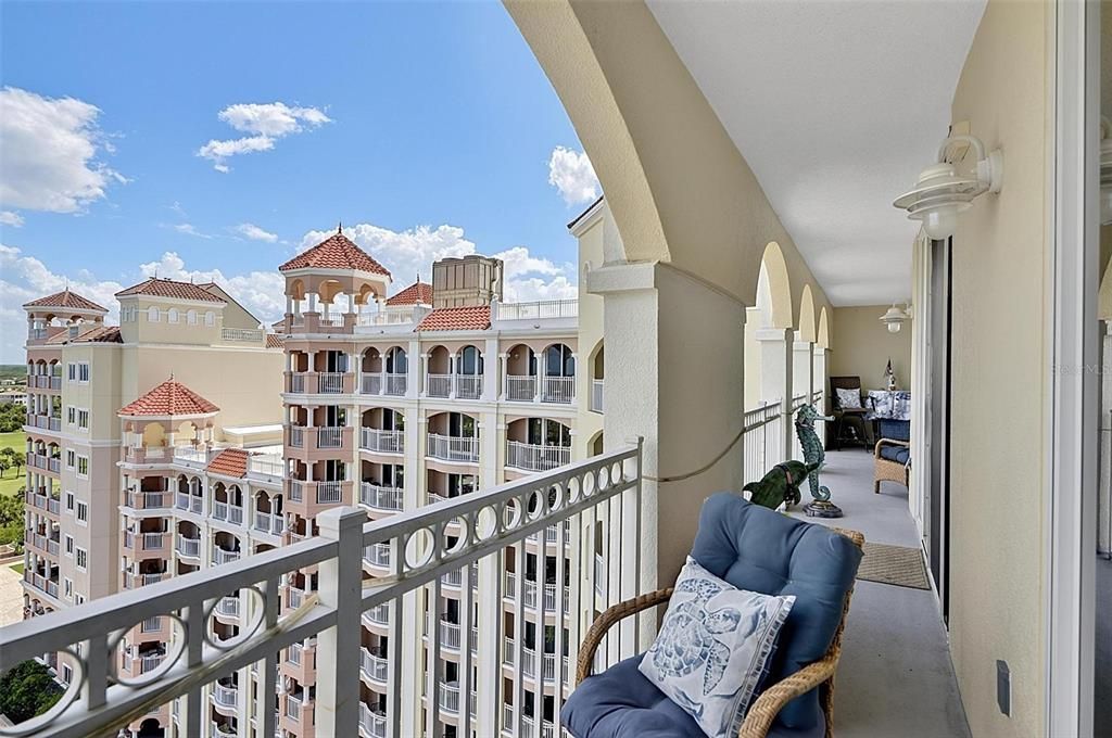 For Sale: $829,000 (3 beds, 3 baths, 1676 Square Feet)