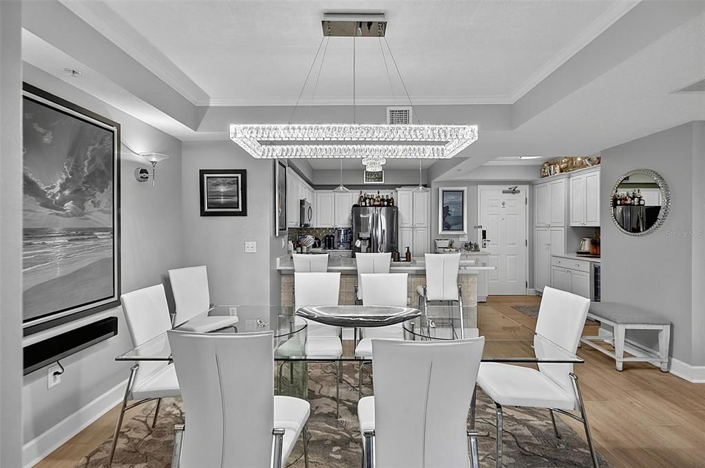 For Sale: $829,000 (3 beds, 3 baths, 1676 Square Feet)