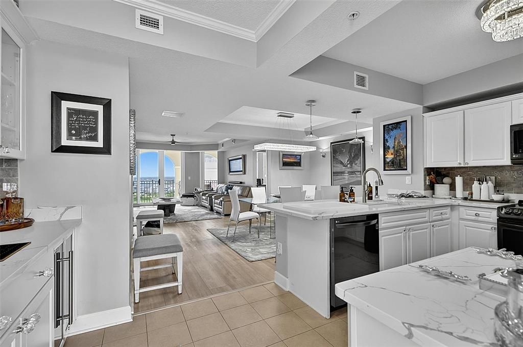 For Sale: $829,000 (3 beds, 3 baths, 1676 Square Feet)