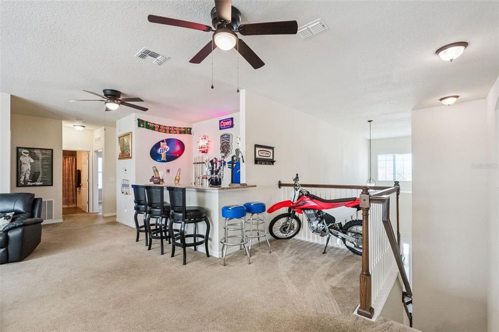 For Sale: $895,000 (7 beds, 5 baths, 5492 Square Feet)