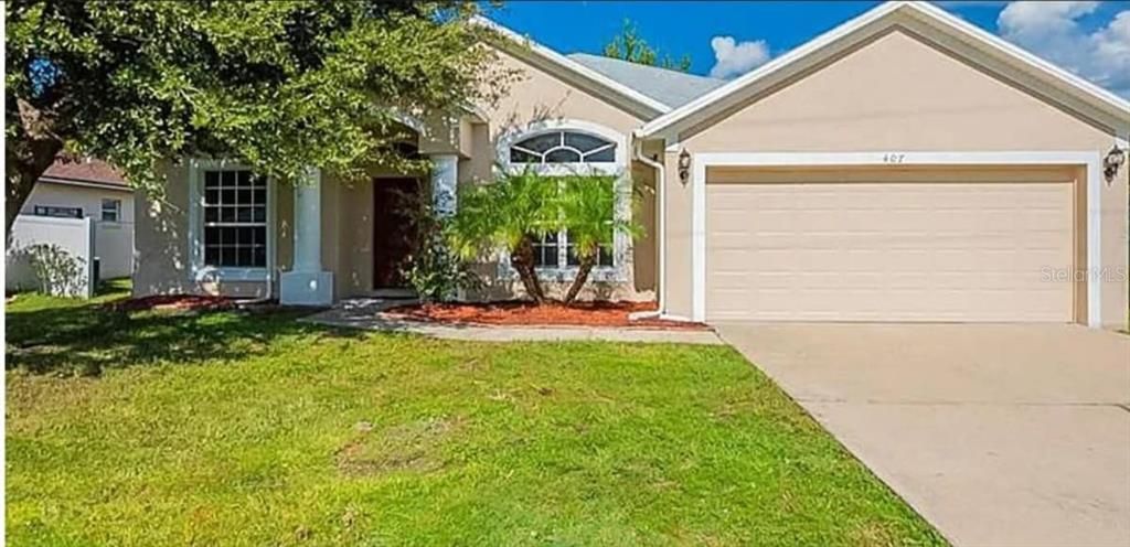 En Venta: $289,900 (4 camas, 2 baños, 2196 Pies cuadrados)