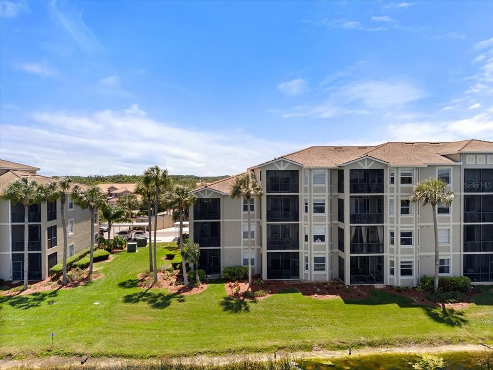 For Rent: $2,800 (2 beds, 2 baths, 1297 Square Feet)